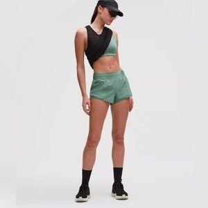 LULULEMON 2.5" Low Rise "Hotty Hot Short ll -In Tidewater Teal